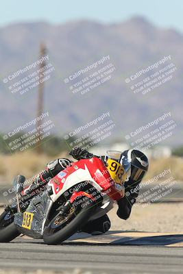 media/Oct-30-2025-Racers Edge (Thu) [[dabbdaf680]]/3-B Group/Session 4 Turn 16/